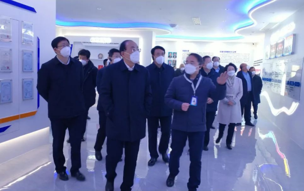 德州市委書記田衛(wèi)東，市委副書記、市長(zhǎng)朱開國(guó)帶隊(duì)調(diào)研輕量化院德州分公司